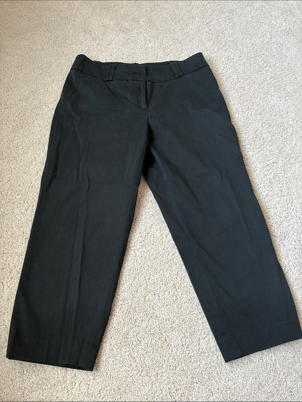 Ann Taylor LOFT cotton Black Cropped Straight-Leg Capri pants size 4P